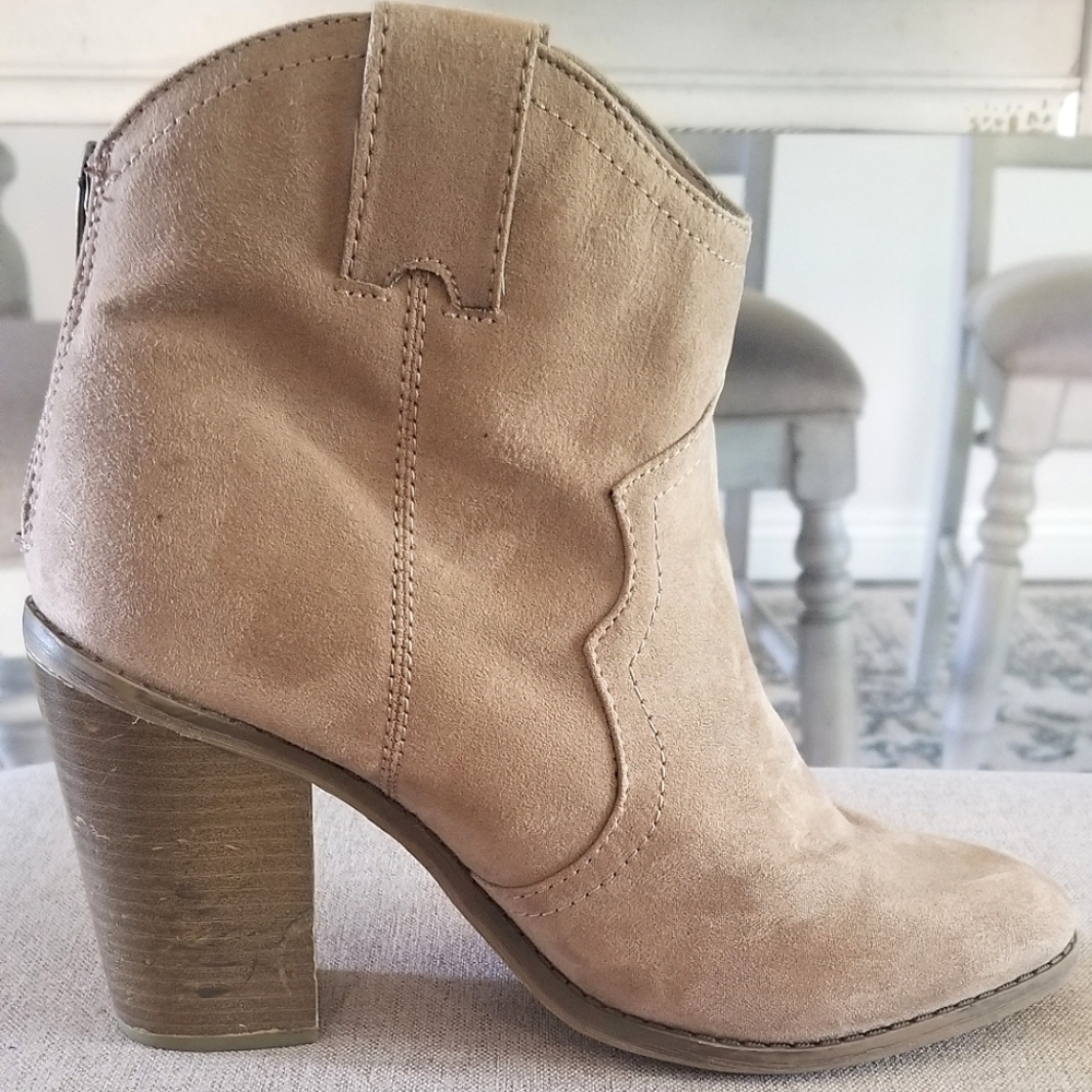 Women's Boots